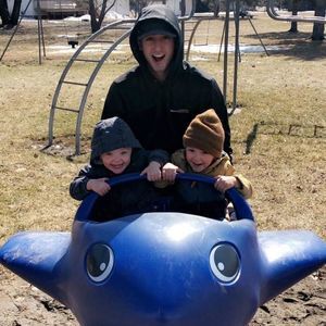 Meet your Posher, Devin